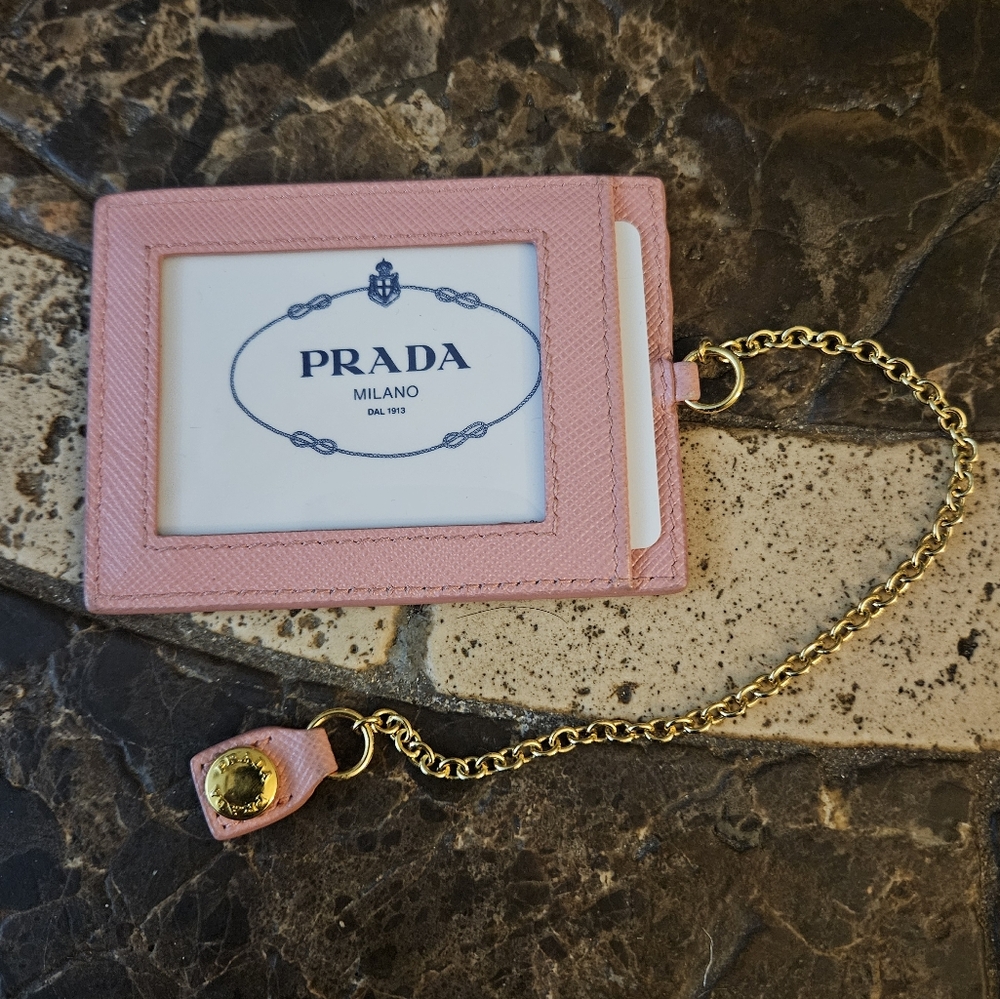 Prada pink petalo saffiano and gold metal card holder with COA - Picture 2 of 3